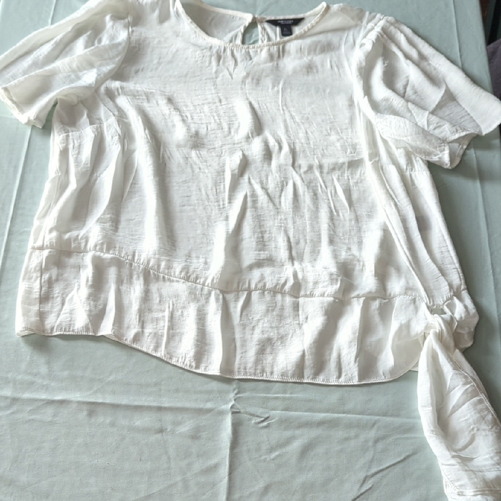 Simply Vera Vera Wang White Tie Front Blouse